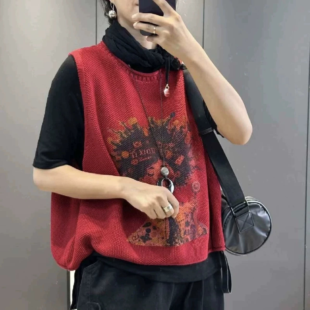 Cute knitted vest (free size)